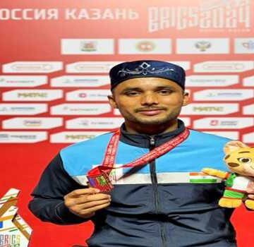 BRICS Games: J&K fencer pockets bronze medal in team event, makes nation proud