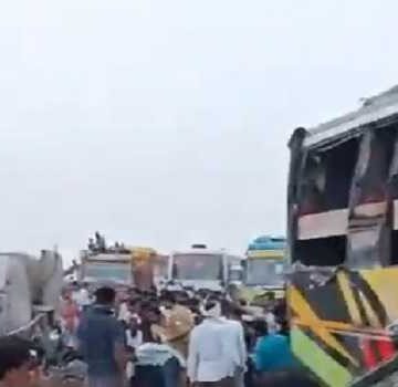 UP: 18 killed, 19 injured as us collides with tanker in Unnao