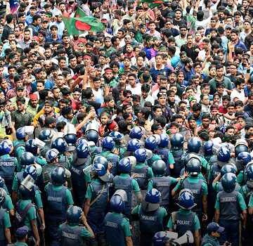 Internet in Bangladesh nearly completely shut down amid unrest